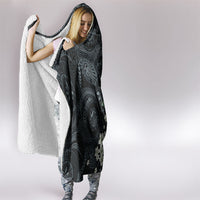 Pauliuli Hawai'i Hibiscus Hooded Blanket Polynesian Tribal Tattoo Pattern Floral Elements