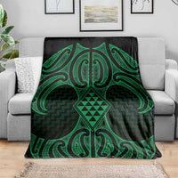 Kakariki Maori Ta Moko Poutama Art Blanket