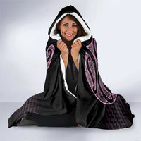 Mawhero Maori Ta Moko Poutama Art Hooded Blanket