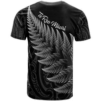 New Zealand Te Reo Māori T Shirt Simple Black Fern