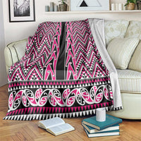 New Zealand Maori Niho Taniwha Blanket Mawhero Mangopare and Puhoro Pattern