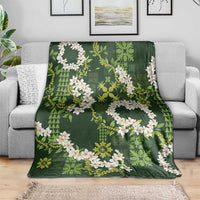 Mokihana Maile and Ilima Leis Blanket Omaʻomaʻo Hawaiian Tapa Quilt Pattern - Polynesian Pride