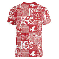 Red Tonga Kilisimasi Fiefia Women V-Neck T-Shirt Pacific Patchwork Xmas Vibes LT9 - Polynesian Pride