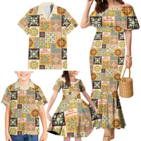 Mele Kalikimaka Hawaii Christmas Family Matching Mermaid Dress and Hawaiian Shirt Melemele Mama Seamless Floral Motif - Polynesian Pride