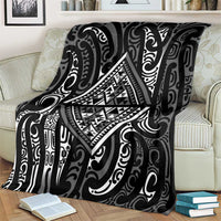 New Zealand Maori Taniko Blanket Black Kowhaiwhai Puhoro LT9 - Polynesian Pride