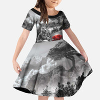 Black ANZAC Day The Battle of Lone Pine Family Matching Mermaid Dress and Hawaiian Shirt Kiwi-Kangaroo Soldier Lest We Forget LT9 Daughter's Dress Black - Polynesian Pride
