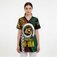 Ni-Van Vanuatu 45th Yumi Yumi Yumi Scrub Top Vanuatuan Boar Tusk Polynesian Pattern - Polynesian Pride