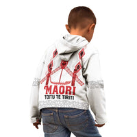 Toitu Te Tiriti Waitangi Kid Hoodie White Wharenui House - Polynesian Pride