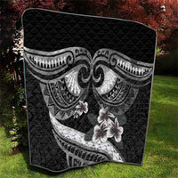 Black Polynesia Quilt Tribal Pattern Tropical Frangipani