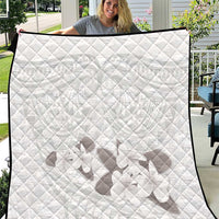 White Polynesia Quilt Tribal Pattern Tropical Frangipani