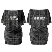 Maori Language Week Personalised Couples Matching Off Shoulder Short Dress and Hawaiian Shirt Kia Mau Ki To Ukaipo Grey Color LT14 - Polynesian Pride