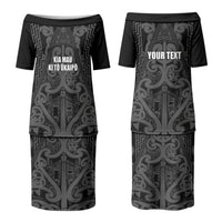 Maori Language Week Personalised Family Matching Puletasi and Hawaiian Shirt Kia Mau Ki To Ukaipo Grey Color LT14 Mom's Dress Grey - Polynesian Pride