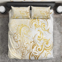 Gold And White Aoteara Horse Racing Bedding Set NZ Maori Pattern