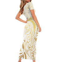 Gold And White Aoteara Horse Racing Short Sleeve Bodycon Dress NZ Maori Pattern