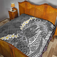 Gray Polynesian Tribal Frangipani Tropical Vibe Quilt LT14 - Polynesian Pride