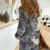 Gray Polynesian Tribal Frangipani Tropical Vibe Women Casual Shirt