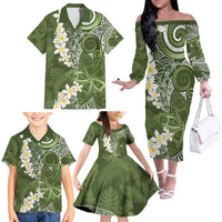 Green Polynesian Tribal Frangipani Tropical Vibe Family Matching Off The Shoulder Long Sleeve Dress and Hawaiian Shirt