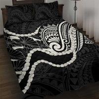 Aloha Hawaii Kalo Pikake Lei Quilt Bed Set Chest Tattoo Black Hawaiian Pattern