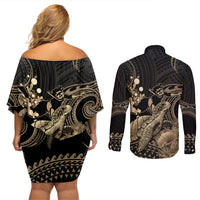 Gold Aloha Hawaii Couples Matching Off Shoulder Short Dress and Long Sleeve Button Shirt Snorkeling With Sea Turtle Polynesian Pattern