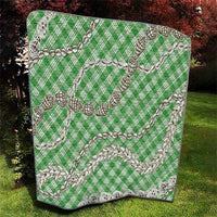 Green Aloha Hawaii Shell Lei Quilt Palaka Hebrew Cone Honey Cowrie Elegant Curves - Polynesian Pride