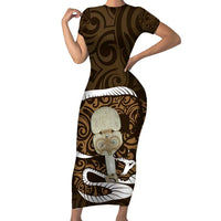 Gold New Zealand Eel Short Sleeve Bodycon Dress Aotearoa Maori Tuna With Kotiate Weapon LT14 Long Dress Gold - Polynesian Pride