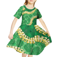 Green Palaka Hawaii Mele Kalikimaka Kid Short Sleeve Dress Ohia Lehua Monstera Puakenikeni Lei - Polynesian Pride