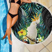 Sulphur-crested Cockatoo New Zealand Beach Blanket Paua Shell Aotearoa Maori Tropical Flowers - Polynesian Pride