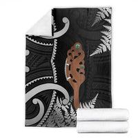 New Zealand Maripi Blanket Silver Fern Mix Aotearoa Maori Pattern