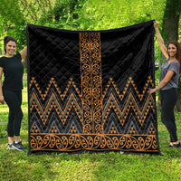 Gold Aotearoa Mangopare Kowhaiwhai and Niho Taniwha Quilt Maori New Zealand