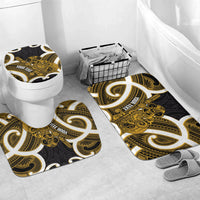 Kowhai Aotearoa Atua Tumatauenga Personalised Bathroom Set Maori God Of War Tiki With Taiaha LT14 Mat Set Only (3 pcs) One Size Yellow - Polynesian Pride