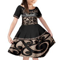 Kia Ora New Zealand Family Matching Off Shoulder Maxi Dress and Hawaiian Shirt Aotearoa Proud Maori With Silver Fern LT14 Daughter's Dress Black - Polynesian Pride