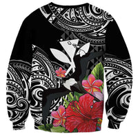Hawaii Iwa Bird Sweatshirt Great Frigatebird Kanaka Tropical Flowers - Polynesian Pride