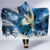 Sulphur-crested Cockatoo New Zealand Christmas In July Hooded Blanket NZ Aroha Koru Fern Marble Vibes