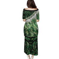 Green Traditional Cloak Aotearoa Family Matching Puletasi and Hawaiian Shirt Maori Paua Shell Korowai Pattern