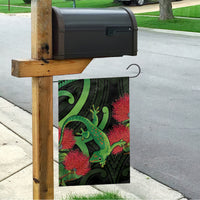 New Zealand Gecko Garden Flag Aotearoa Maori With Pohutukawa Flowers