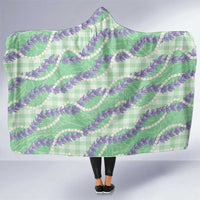 Pastel Green Hawaii Palaka Honohono Pikake Hooded Blanket Hawaiian Orchid Lei Polynesian Pattern - Polynesian Pride