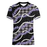 Black Hawaii Palaka Honohono Pikake Women V-Neck T-Shirt Hawaiian Orchid Lei Polynesian Pattern - Polynesian Pride