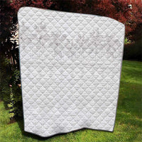 Tokelau White Sunday Quilt Polynesian Pattern Gardenia Thunbergia