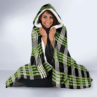 Aloha Hawaii Pakalana Pikake Lei Hooded Blanket Palaka Inspired Hawaiian-plaid Black
