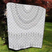 Niue White Sunday Quilt Tapu Fanau Ia Puakenikeni Hiapo Pattern - Polynesian Pride
