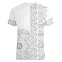Niue White Sunday Women V-Neck T-Shirt Half Hiapo Pattern Vibes - Polynesian Pride