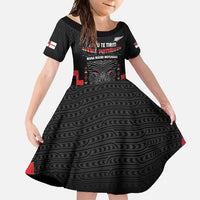 Personalised Toitu Te Tiriti Mana Maori Motuhake Family Matching Off Shoulder Maxi Dress and Hawaiian Shirt Aotearoa Haka Face Mix Poutama Art LT14 Daughter's Dress Black - Polynesian Pride