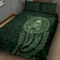 New Zealand Skull Darts Quilt Bed Set Aotearoa Maori Chest Tattoo Stylized Green - Polynesian Pride
