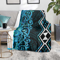 Turquoise Aotearoa Blanket Taniko Motifs With Paua Shell Kowhaiwhai