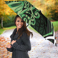 Green Aotearoa Umbrella Taniko Motifs With Paua Shell Kowhaiwhai - Polynesian Pride