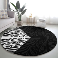 Black New Zealand Puhoro Maori Tattoo Round Carpet
