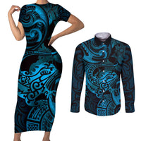 New Zealand Tuatara Couples Matching Short Sleeve Bodycon Dress and Long Sleeve Button Shirt Aotearoa Maori Clematis Flowers - Blue
