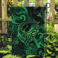 New Zealand Tuatara Garden Flag Aotearoa Maori Clematis Flowers - Green