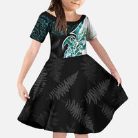 Proud Aotearoa Family Matching Tank Maxi Dress and Hawaiian Shirt Maori Silver Fern Mix Paua Shell Pattern LT14 Daughter's Dress Black - Polynesian Pride