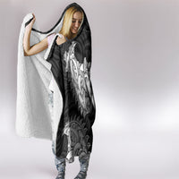 New Zealand Ta Moko Hooded Blanket Aotearoa Maori Chest Tattoo Black